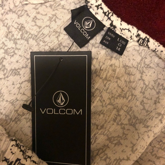 🌸Volcom Black and White Tube Top🌸 - Picture 3 of 3